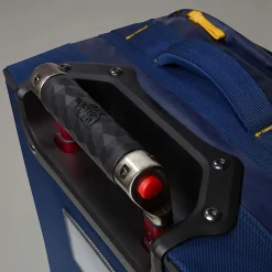 Discount The North Face Base Camp Voyager 21